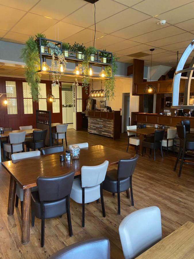 Cafe Restaurant De Klok Hotel Buren (Friesland)
